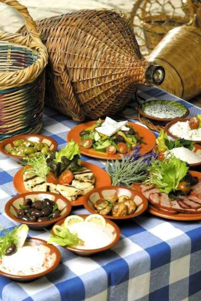 BEST CYPRIOT & GREC RESTAURANTS